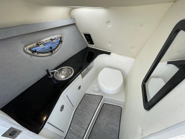 “Black Pearl“ Luxury & High Speed Dayboat image 7