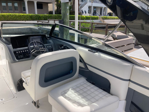 “Black Pearl“ Luxury & High Speed Dayboat image 4