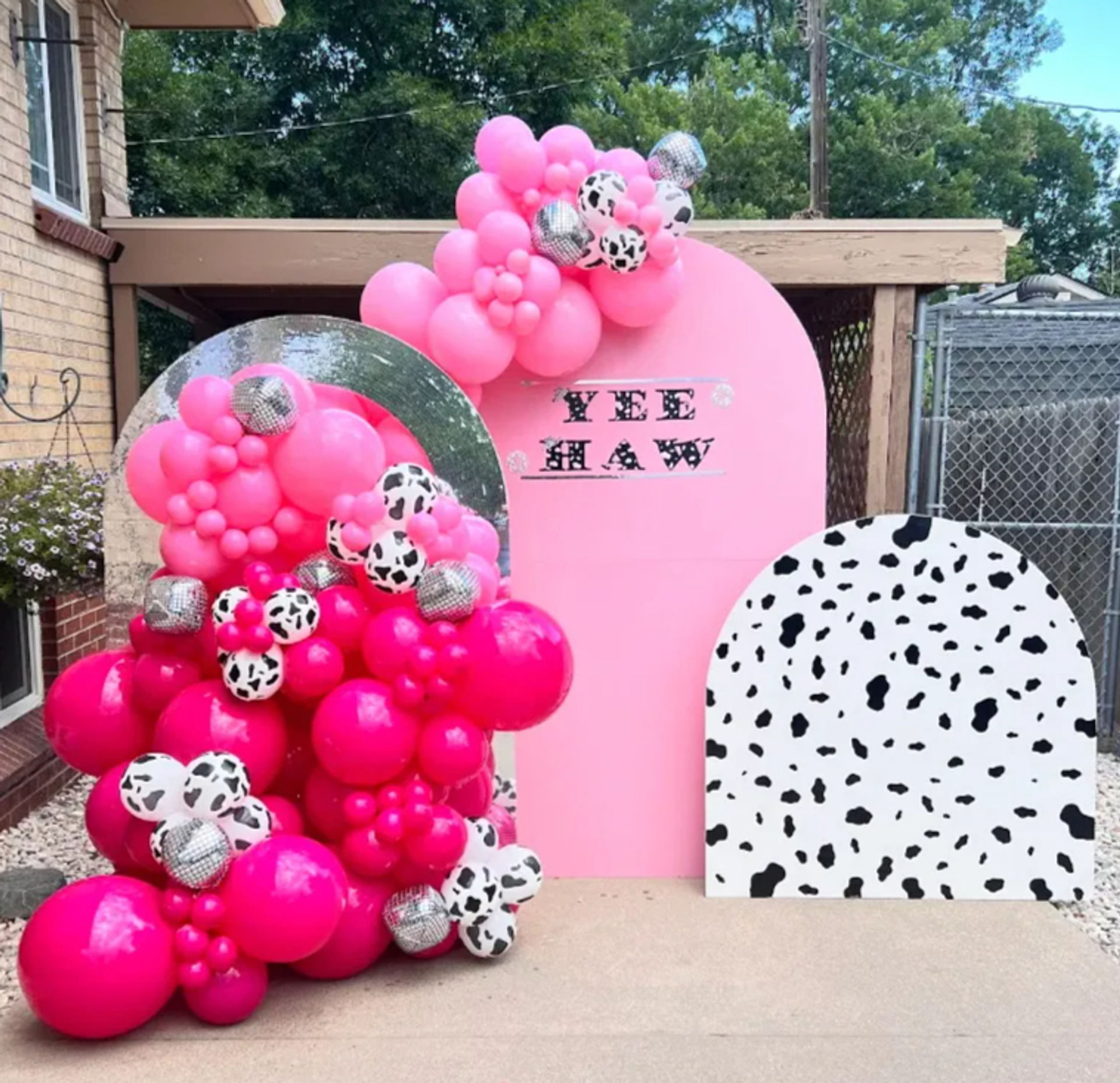 Custom Balloon Garlands & Event Decor for Photo-Ready Celebrations image 1