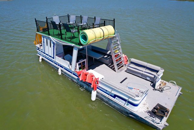 18-Person 33' Double Decker Pontoon with Thrilling Waterslide, Captain, & More image 4