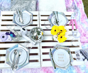 Custom Glam Picnic in a NYC Park image 3