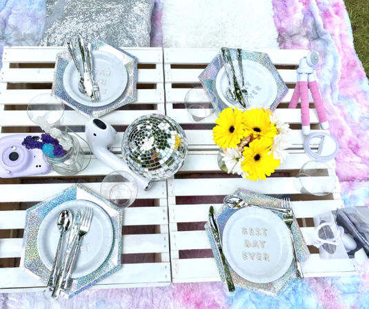 Custom Glam Picnic in a NYC Park image 3