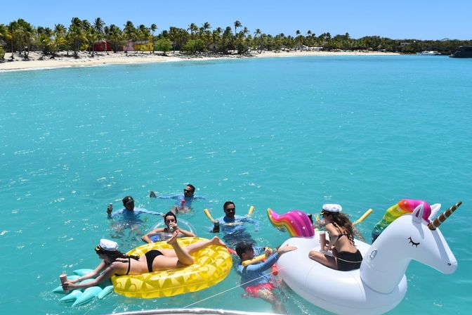 Private Full-Day Catamaran Tour to Isla Saona for Up to 20 People image 9