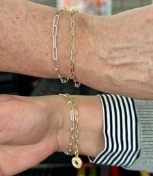Mobile Permanent Jewelry & Charm Bar image