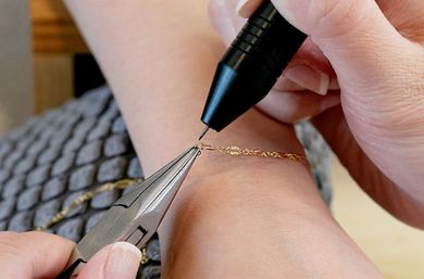 Mobile Permanent Jewelry & Charm Bar image 16