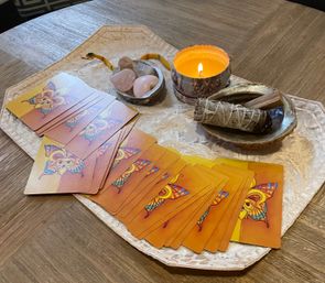 New Orleans Paranormal Experience: Guided Tour with Tarot & Cocktails Included image