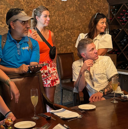 New Orleans Paranormal Experience: Guided Tour with Tarot & Cocktails Included image 2