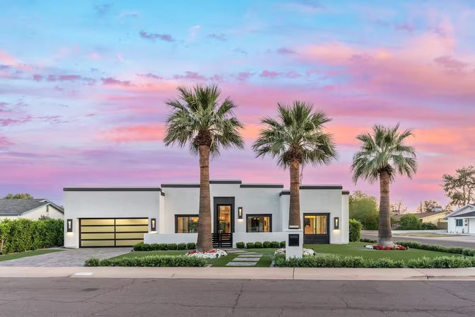 Casa Privada: Minimalist Desert Luxury with Rooftop + Pool + Fire Pit image 58