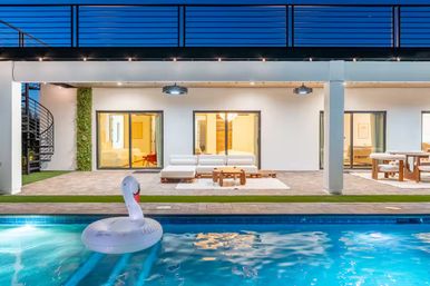 Casa Privada: Minimalist Desert Luxury with Rooftop + Pool + Fire Pit image 53