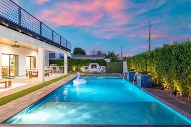 Casa Privada: Minimalist Desert Luxury with Rooftop + Pool + Fire Pit image 55
