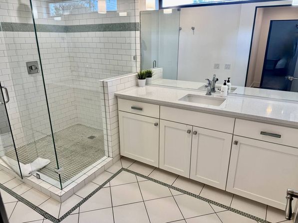 Eastside Oasis: Downtown Views, Pool & Walkable to Rainey image 23