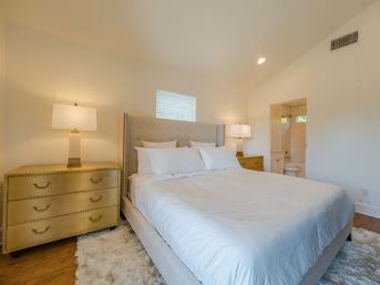 Eastside Oasis: Downtown Views, Pool & Walkable to Rainey image 13