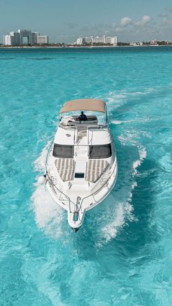 Private 50' Flybridge Luxury Yacht Charter: Cruise & Snorkel around Isla Mujeres & Cancun Lagoon image 2