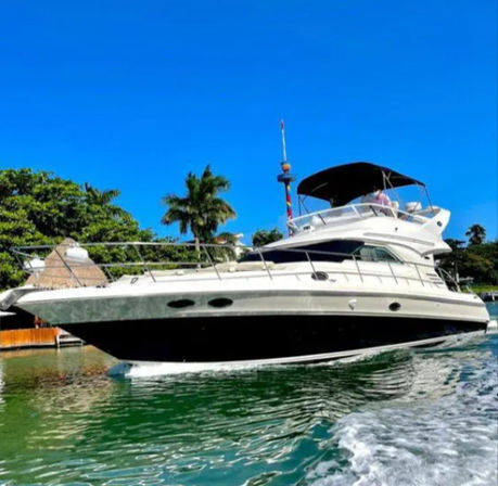 Private 50' Flybridge Luxury Yacht Charter: Cruise & Snorkel around Isla Mujeres & Cancun Lagoon image 9