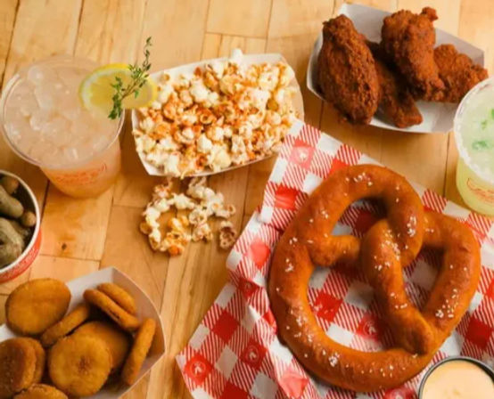 Hattie B's Hot Chicken - Nashville - Lower Broadway image 5
