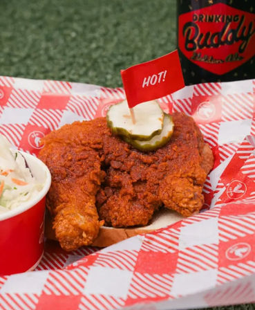 Hattie B's Hot Chicken - Nashville - Lower Broadway image 3