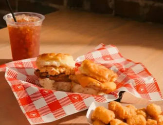 Hattie B's Hot Chicken - Nashville - Lower Broadway image 6