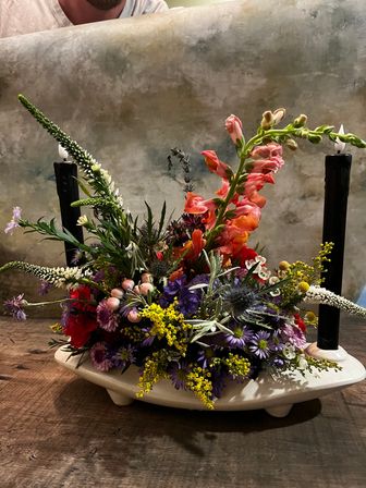 Floriography Flower Arrangement Class image 5
