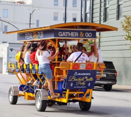 Miami Pedal Pub Bike & Brunch Tour image 3