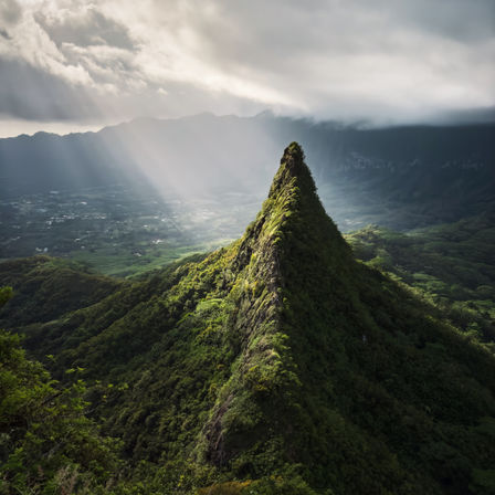 Hiking Tour of Oahu's Most Iconic Mountain Peak with Optional Transportation & Photographer image 5