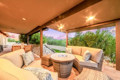 Tucasa in Tucson: 2 Fire Pits, Jacuzzi, Mini Golf, Gameroom & Pool image 23