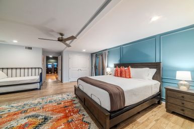 Tucasa in Tucson: 2 Fire Pits, Jacuzzi, Mini Golf, Gameroom & Pool image 14