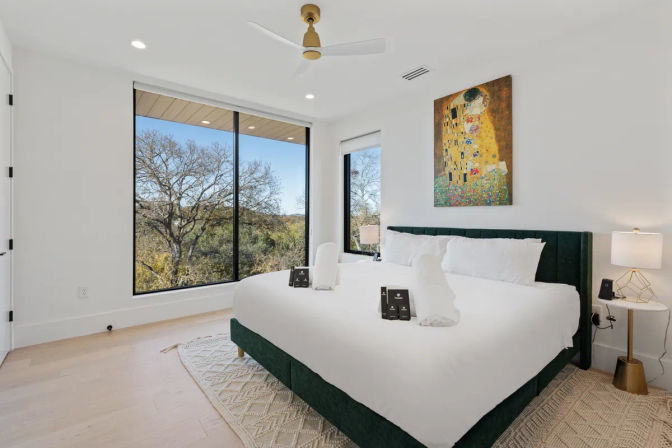 Wander Austin Oakhaven: Modern Luxury Retreat in Barton Hills, Austin: Game Room, Pool & Rooftop image 33