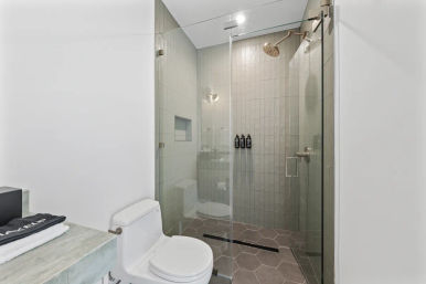 Wander Austin Oakhaven: Modern Luxury Retreat in Barton Hills, Austin: Game Room, Pool & Rooftop image 37