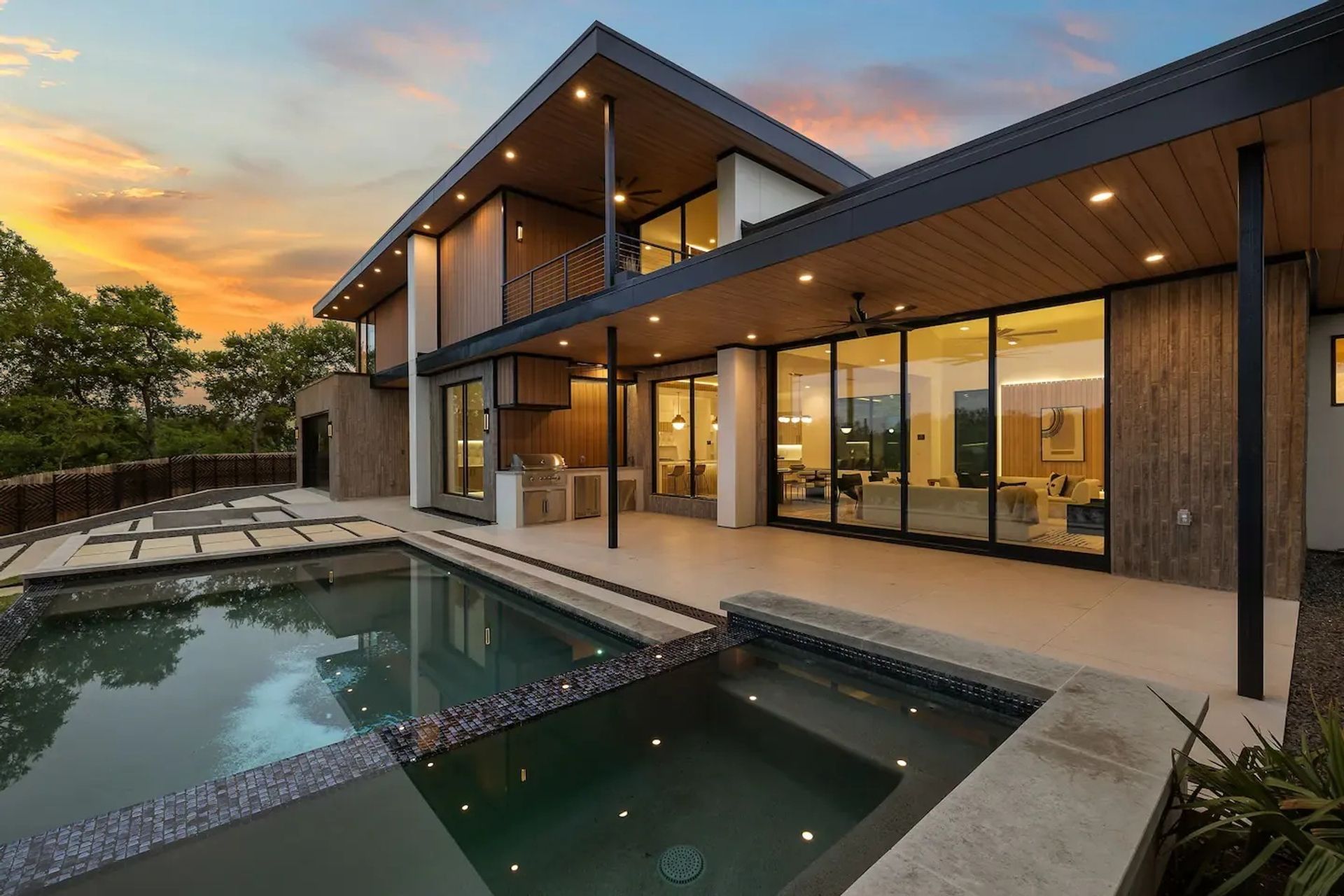 Wander Austin Oakhaven: Modern Luxury Retreat in Barton Hills, Austin: Game Room, Pool & Rooftop image 1