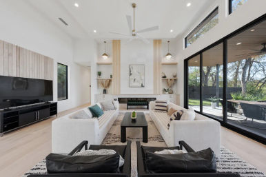 Wander Austin Oakhaven: Modern Luxury Retreat in Barton Hills, Austin: Game Room, Pool & Rooftop image 10