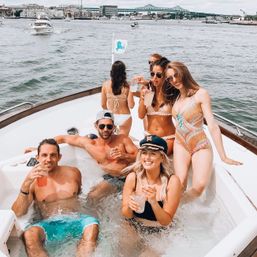 Insta-Worthy Luxury Yacht Experience with Onboard Jacuzzi image 6