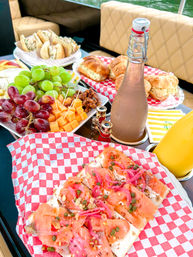 Private Brunch Cruise: A Luxury, 100% Electric, Captained Boat Charter image 3