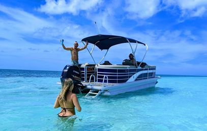 Sandbar Hopping in Key West: Boat Charters to Mud Key, Snipes Point, Boca Chica & More image 6