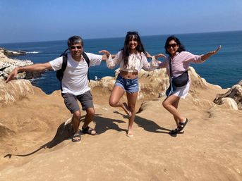 San Diego Scavenger Hunt: Creative Soul of La Jolla Cove image