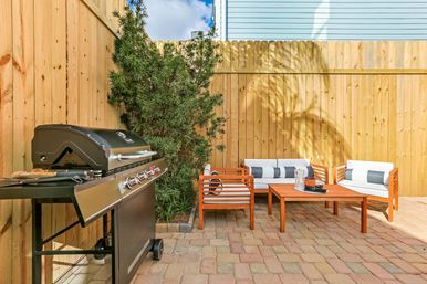 NOLA Luxury with Shared Heated Pool and Private Hot Tub image 34