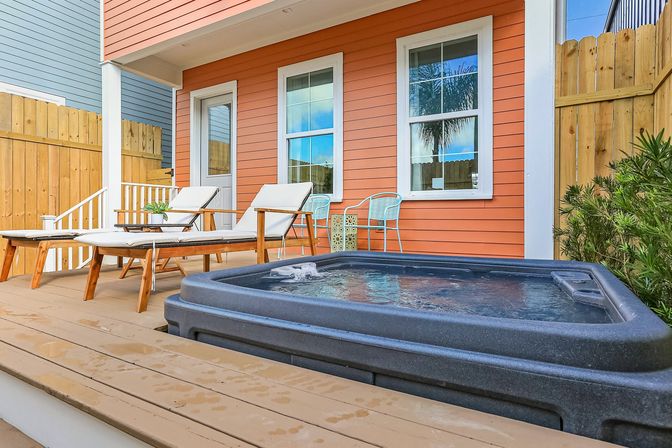 NOLA Luxury with Shared Heated Pool and Private Hot Tub image 40