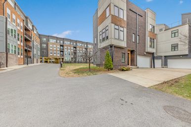 The Hawkins House with Rooftop Views and Walking Distance to The Gulch image 27