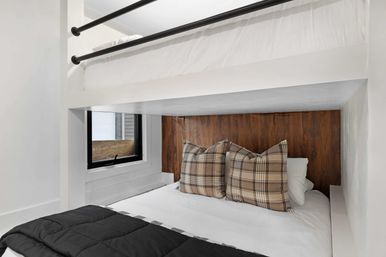 The Hawkins House with Rooftop Views and Walking Distance to The Gulch image 41