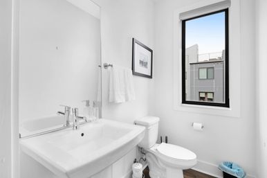 The Hawkins House with Rooftop Views and Walking Distance to The Gulch image 19