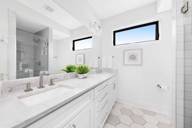 The Hawkins House with Rooftop Views and Walking Distance to The Gulch image 7