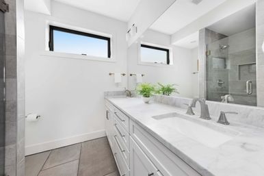 The Hawkins House with Rooftop Views and Walking Distance to The Gulch image 21