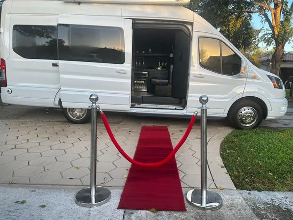 Ride in Style with Golden Limos: Your Ultimate Party on Wheels image 6