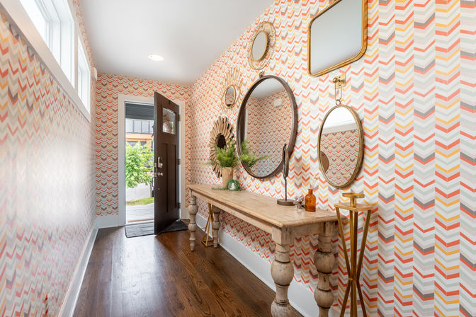 Nashville Ladies Lounge: Stylish Townhouse Near Downtown image 8