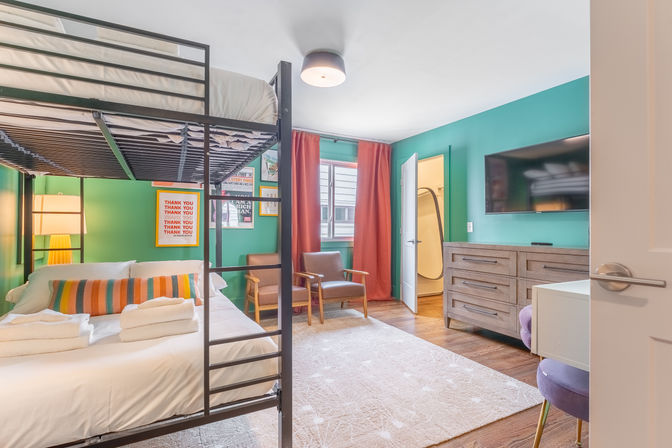 Nashville Ladies Lounge: Stylish Townhouse Near Downtown image 57