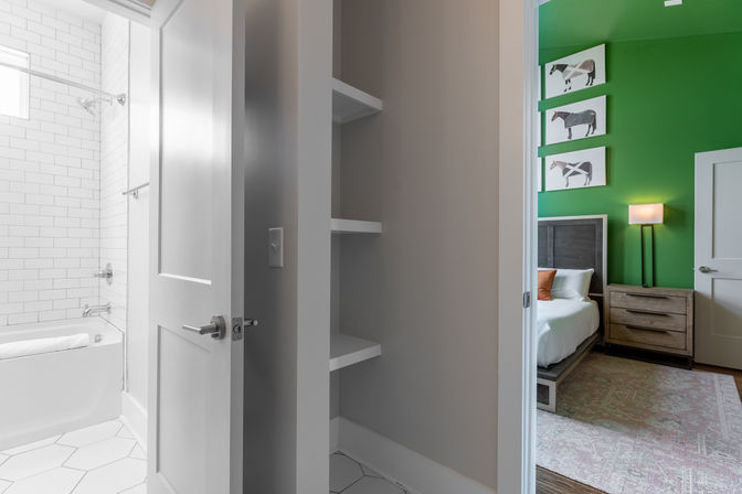 Nashville Ladies Lounge: Stylish Townhouse Near Downtown image 68