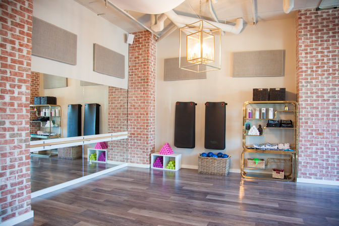 Private Barre Class: Sculpt, Strengthen & Shake It Out! image 4