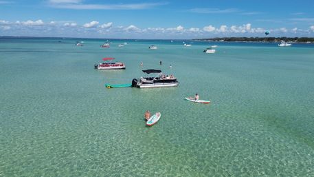Private Crab Island Charter with Amenities Included image 12