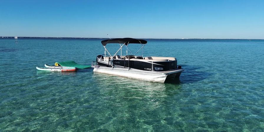 Private Crab Island Charter with Amenities Included image 3