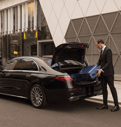 Chauffeured Luxury SUV Transportation For Parties: Airport, Clubs and More image 6