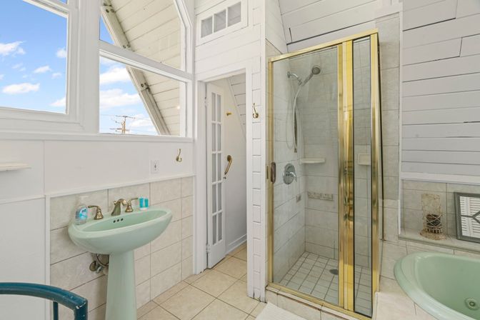 Captains Quarters: 3 BR Beachfront A-Frame with Pool image 43